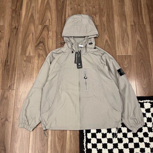 Stone Island jacket: seller detail photo 5