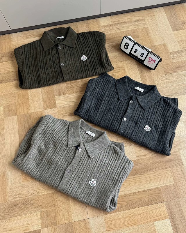 Moncler Sweater: seller detail photo 8