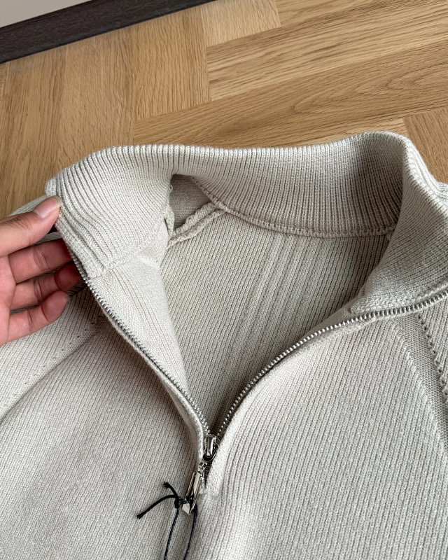 Stone Island sweater: seller detail photo 10