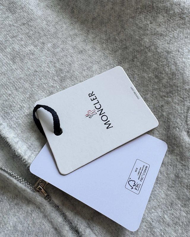 Moncler Sweater: seller detail photo 4