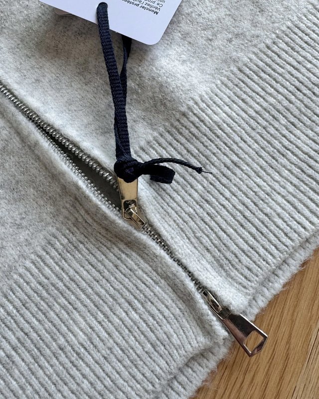 Moncler Sweater: seller detail photo 5