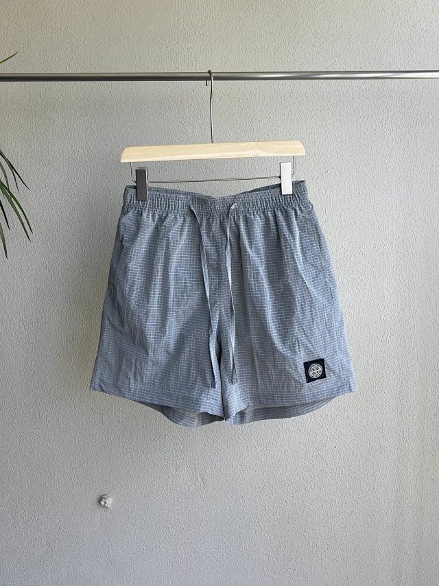 Stone Island Shorts: seller detail photo 1