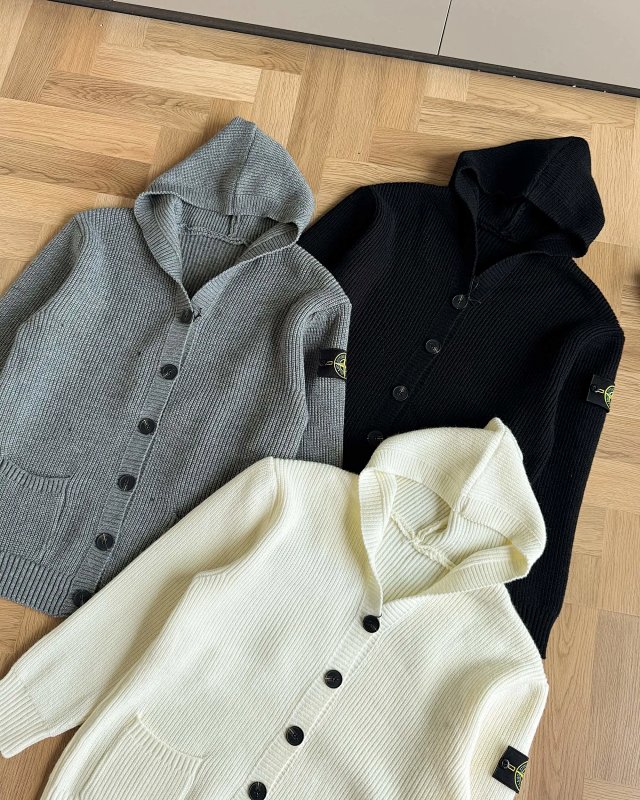 Stone Island Sweater: seller detail photo 2