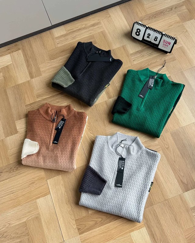 Stone Island sweater: seller detail photo 5