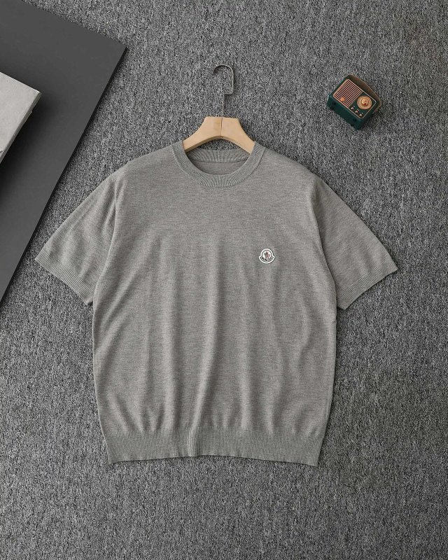Moncler T-Shirt: seller detail photo 7