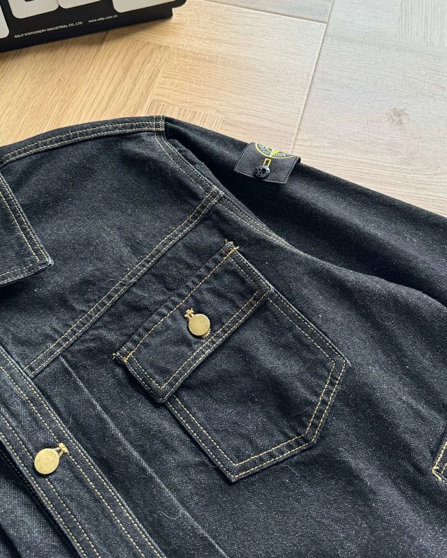 Stone Island Jacket: seller detail photo 5