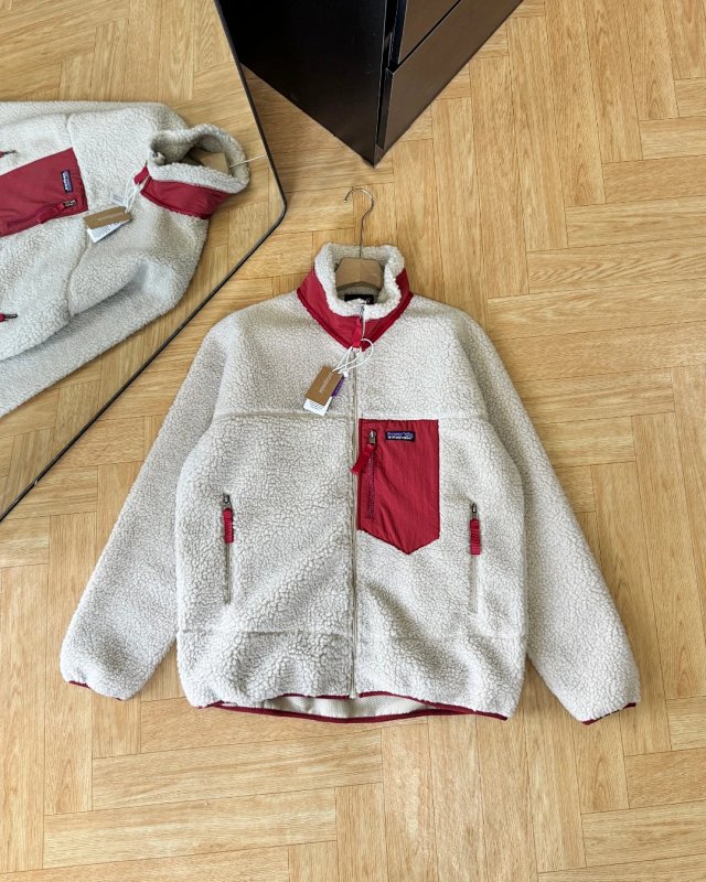 Patagonia cotton coat: seller detail photo 3