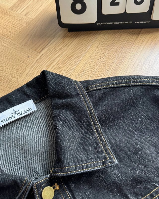 Stone Island Jacket: seller detail photo 4