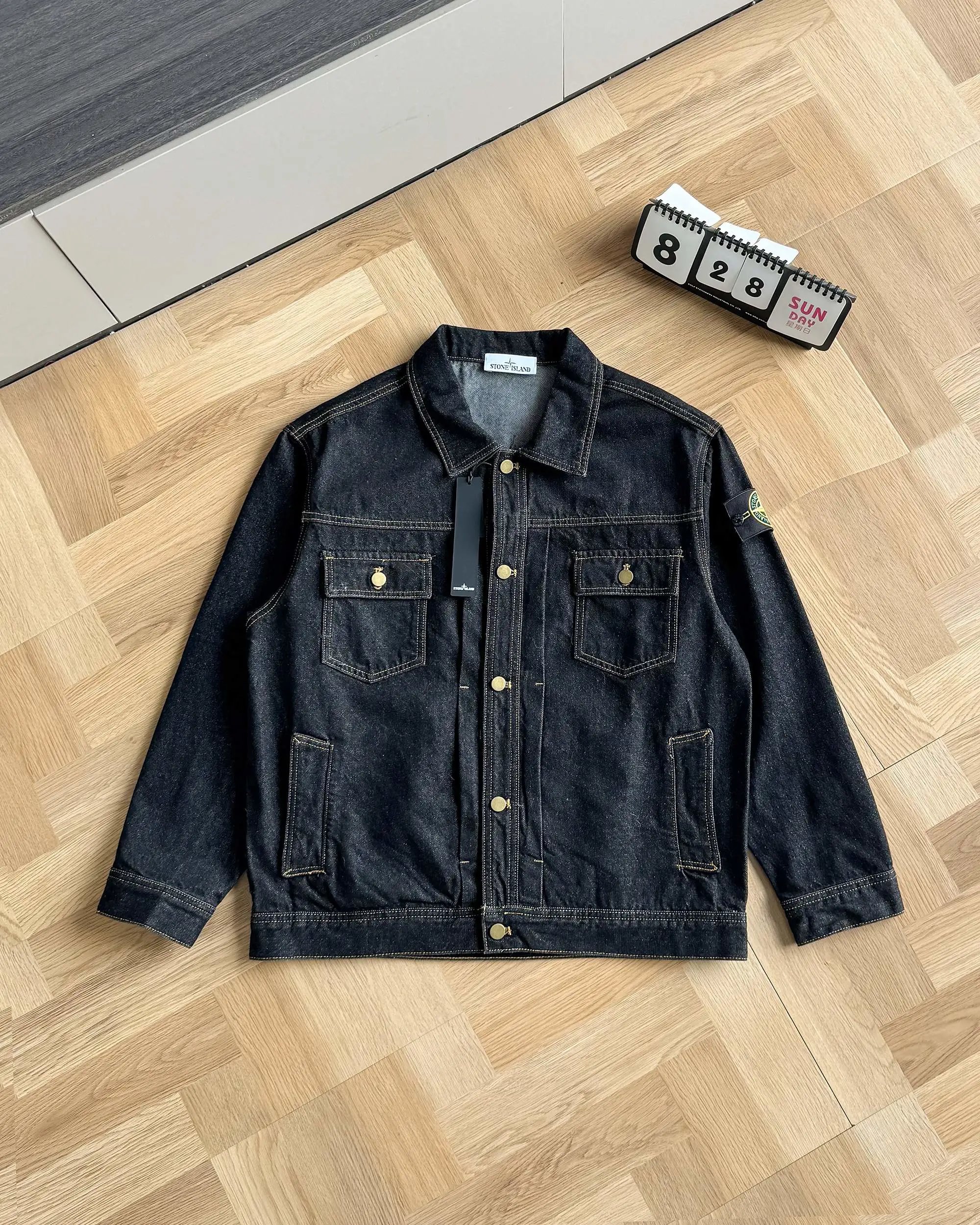 Stone Island Jacket | 1 colorways