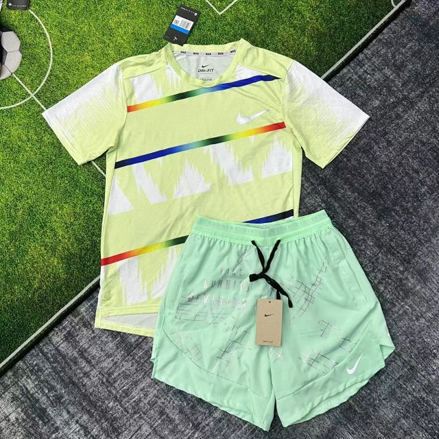 Nike Sports Set: seller detail photo 11