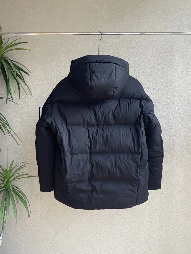 Stone Island Down Jacket: seller detail photo 7