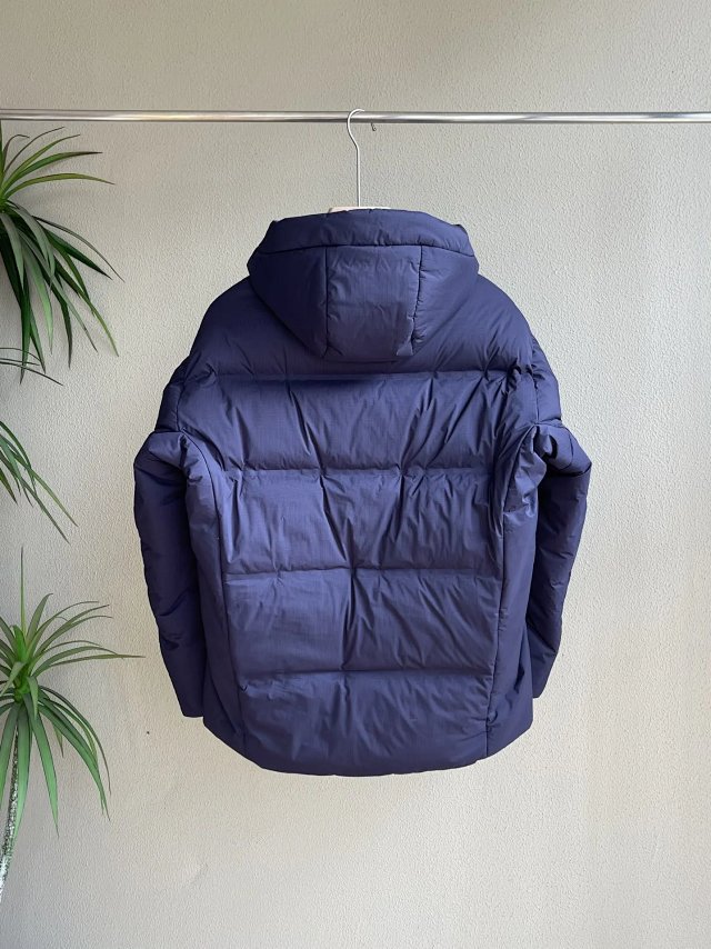 Stone Island Down Jacket: seller detail photo 5