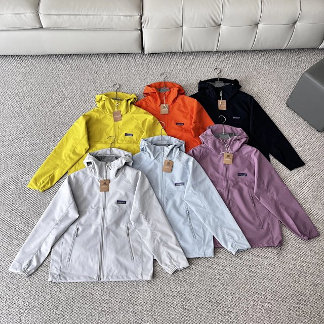 Patagonia winter jacket: seller detail photo 1