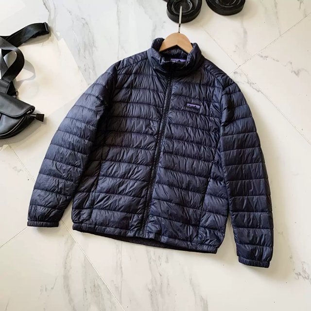 Patagonia Down Jacket: seller detail photo 3