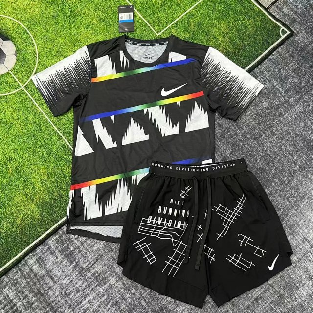 Nike Sports Set: seller detail photo 12