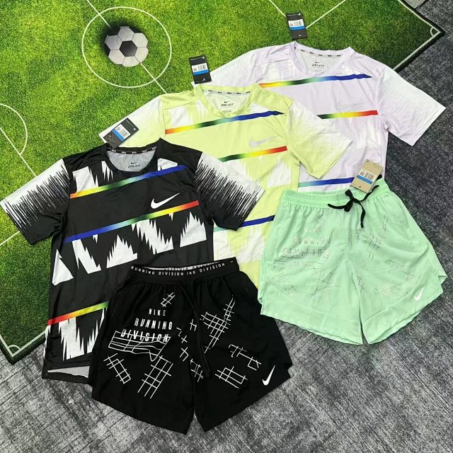 Nike Sports Set: seller detail photo 4