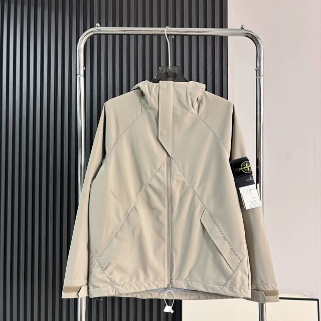 Stone Island Jacket: seller detail photo 3