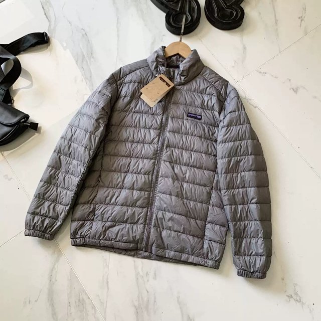 Patagonia Down Jacket: seller detail photo 2