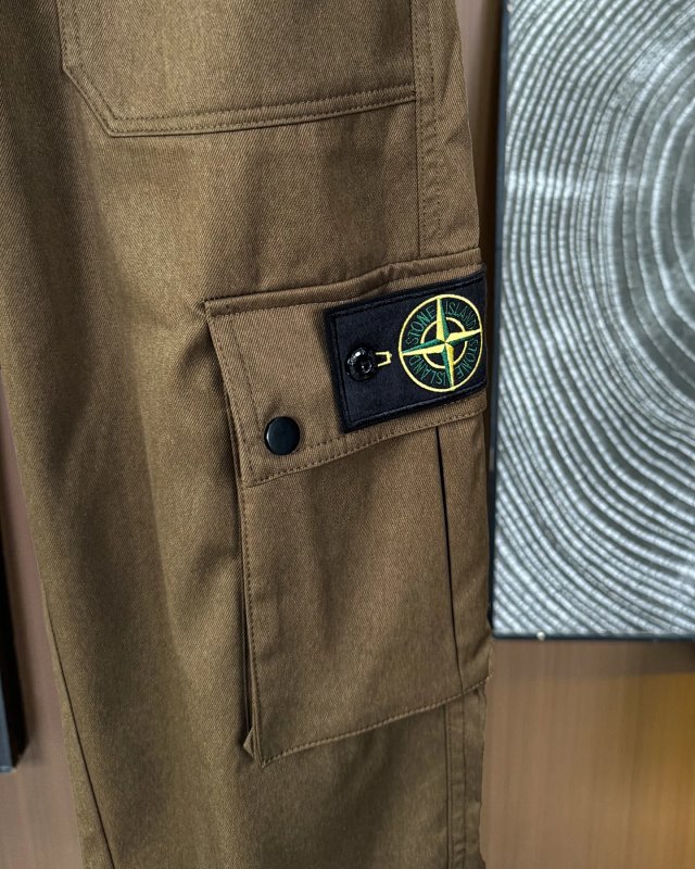 Stone Island Pants: seller detail photo 8