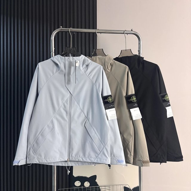 Stone Island Jacket: seller detail photo 1