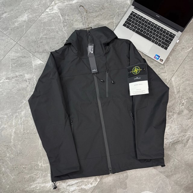 Stone Island Jacket: seller detail photo 8