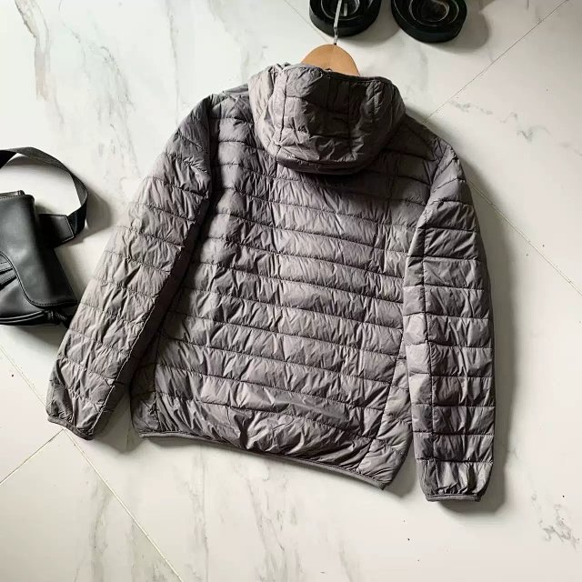 Patagonia Down Jacket: seller detail photo 2