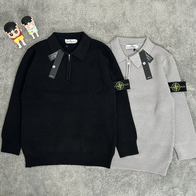 Stone Island sweater: seller detail photo 1