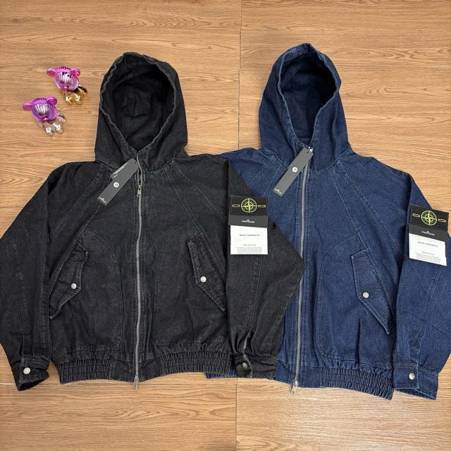 Stone Island Jacket: seller detail photo 1