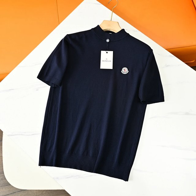 Moncler T-shirt: seller detail photo 3