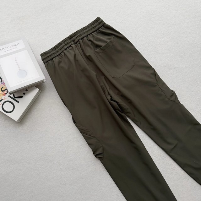 Stone Island Pants: seller detail photo 5