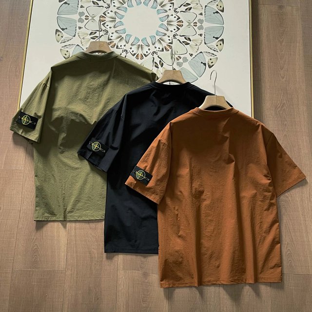 Stone Island T-Shirt: seller detail photo 3