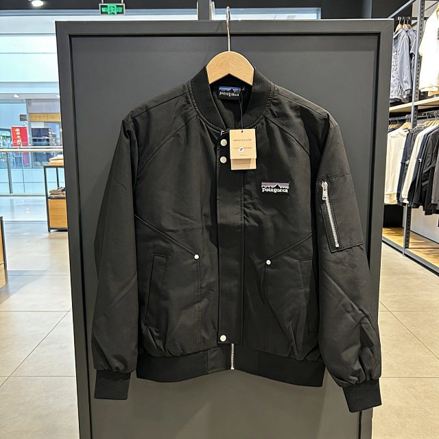 Patagonia Jacket: seller detail photo 4