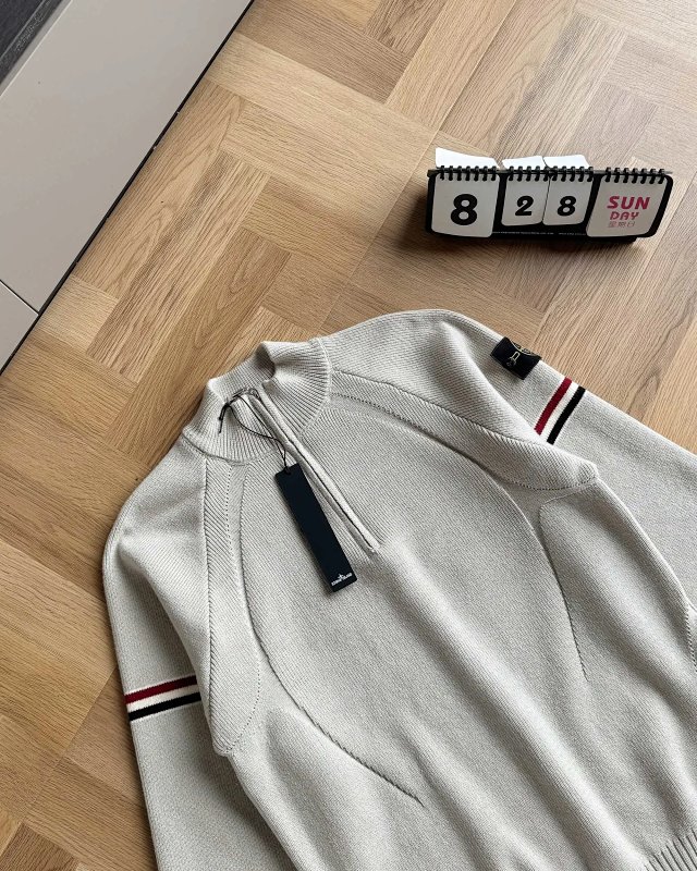 Stone Island sweater: seller detail photo 5