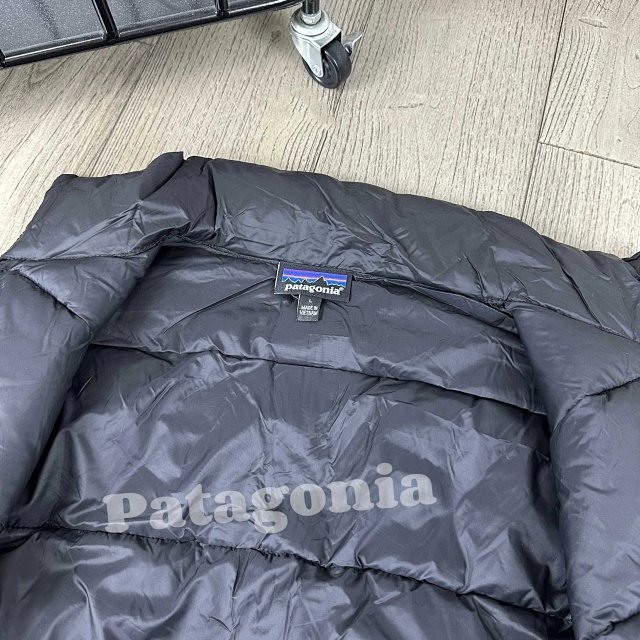 Patagonia cotton coat: seller detail photo 7