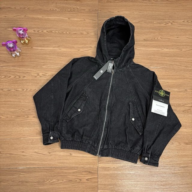 Stone Island Jacket: seller detail photo 2