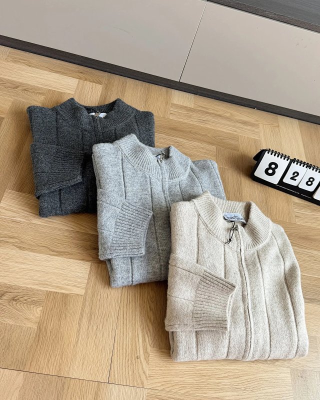 Stone Island Sweater: seller detail photo 7