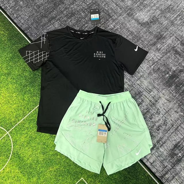 Nike Sports Set: seller detail photo 8