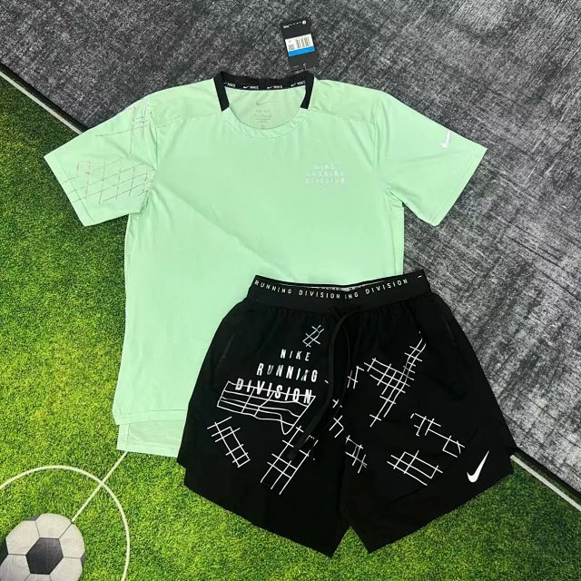 Nike Sports Set: seller detail photo 6