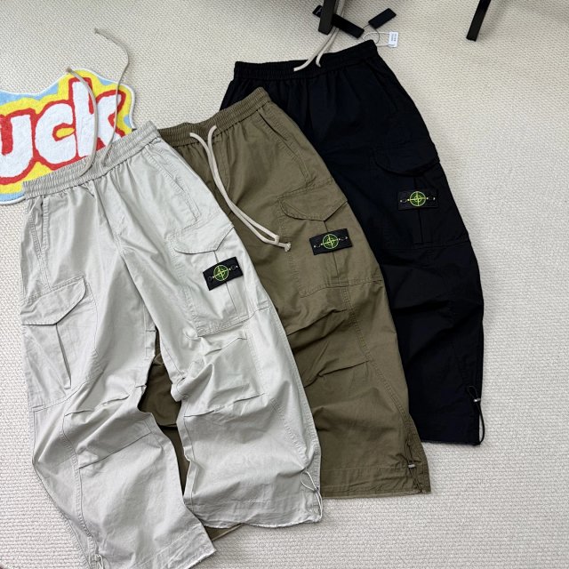 Stone Island Pants: seller detail photo 1