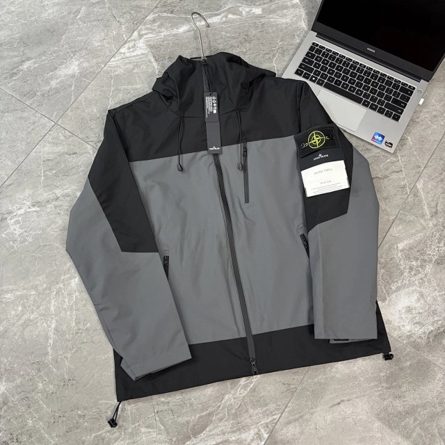 Stone Island Jacket: seller detail photo 7