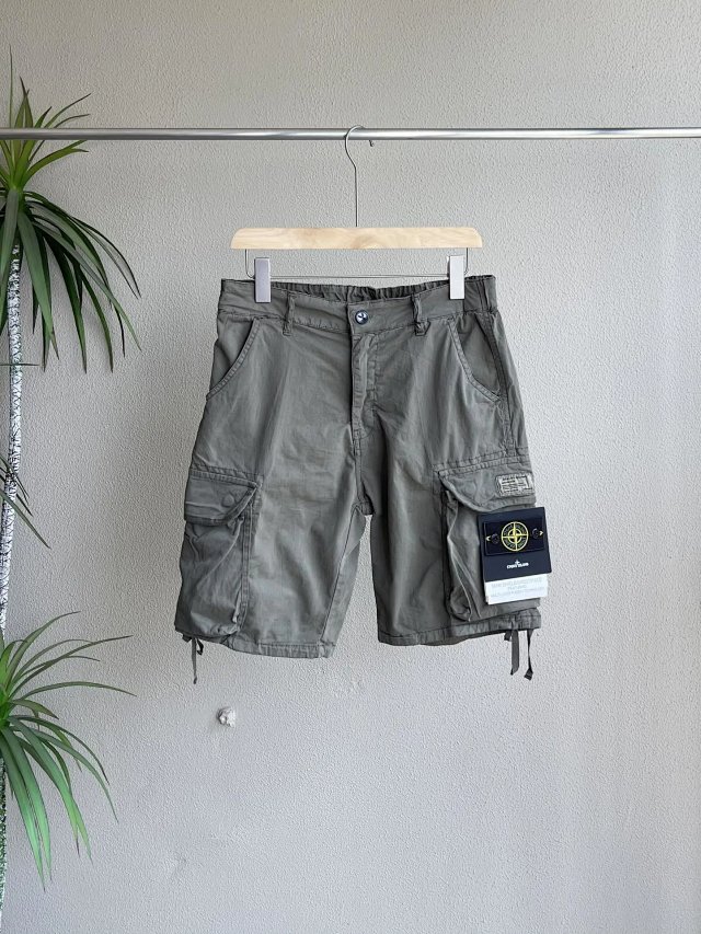 Stone Island Shorts: seller detail photo 3