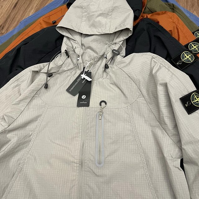 Stone Island jacket: seller detail photo 6