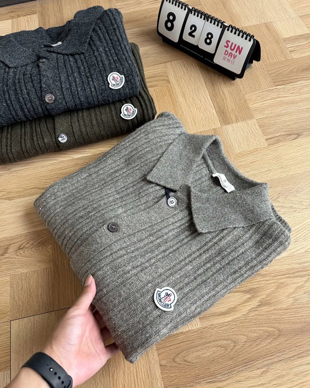 Moncler Sweater: seller detail photo 7