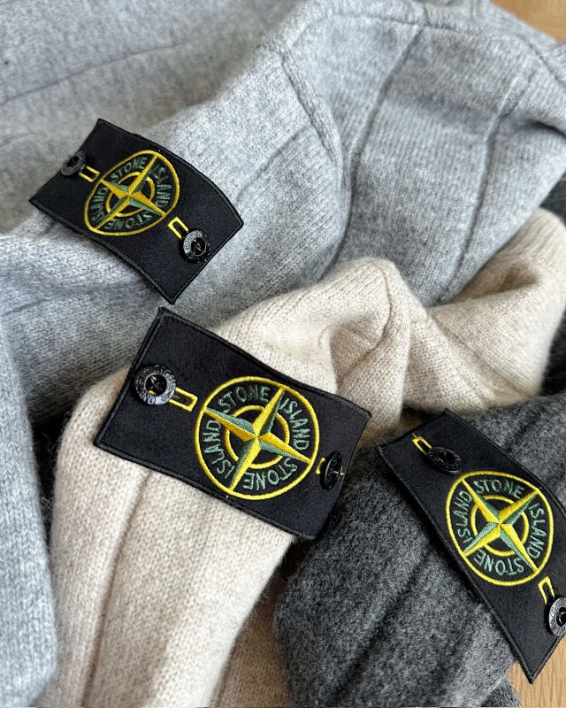 Stone Island Sweater: seller detail photo 2