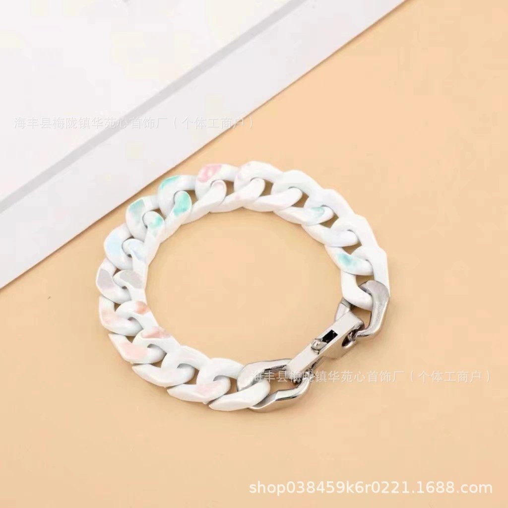20+ LV Bracelets – QC photo 1