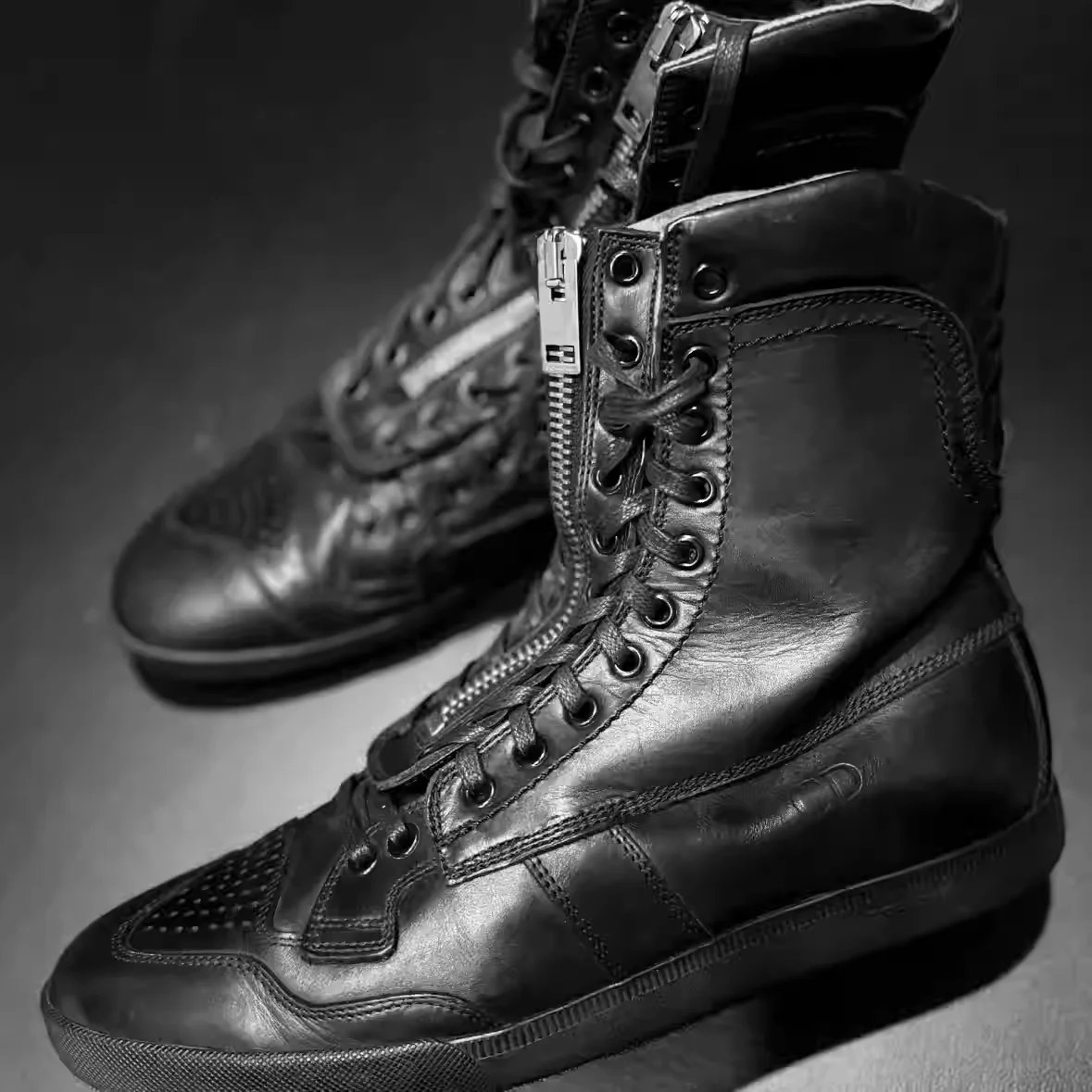 Design High-Top Leather Sneakers with Zipper Detail Black - 2