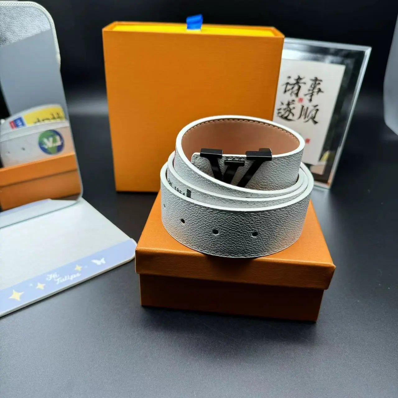 Pu Bai Black Button