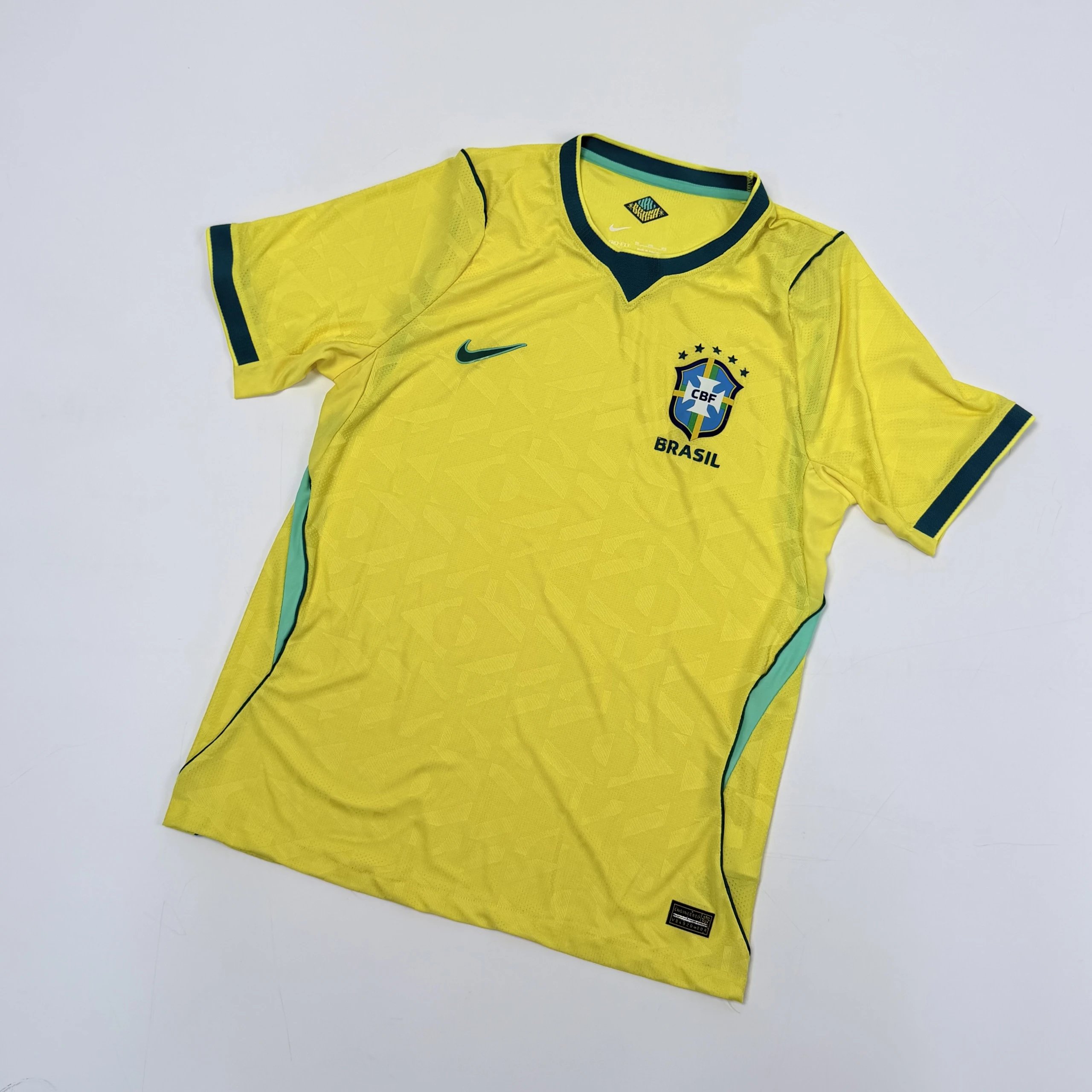Max Batch [Player] Brazil Home Player Version 26/27