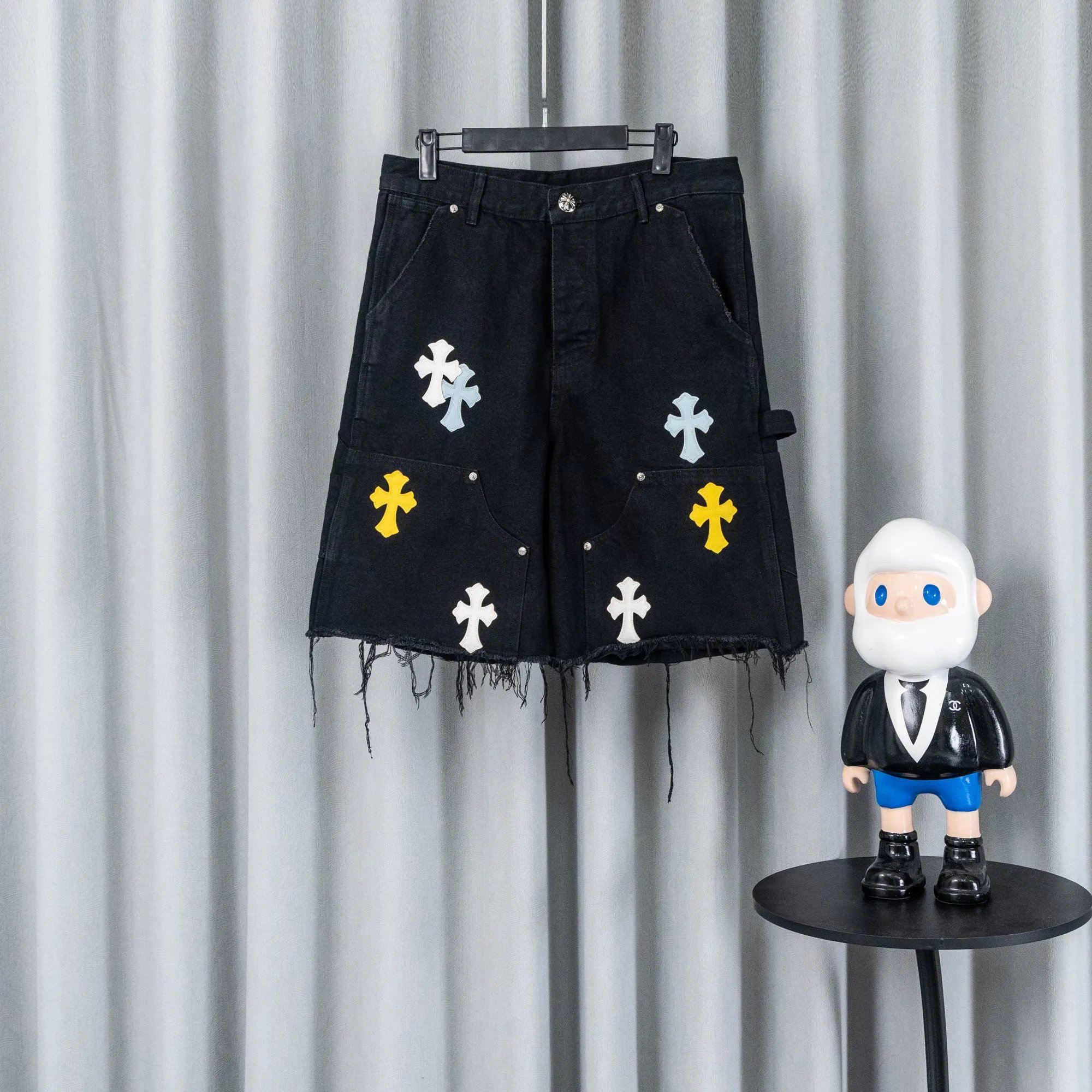 Unbranded Shorts Denim with cross patches — 11