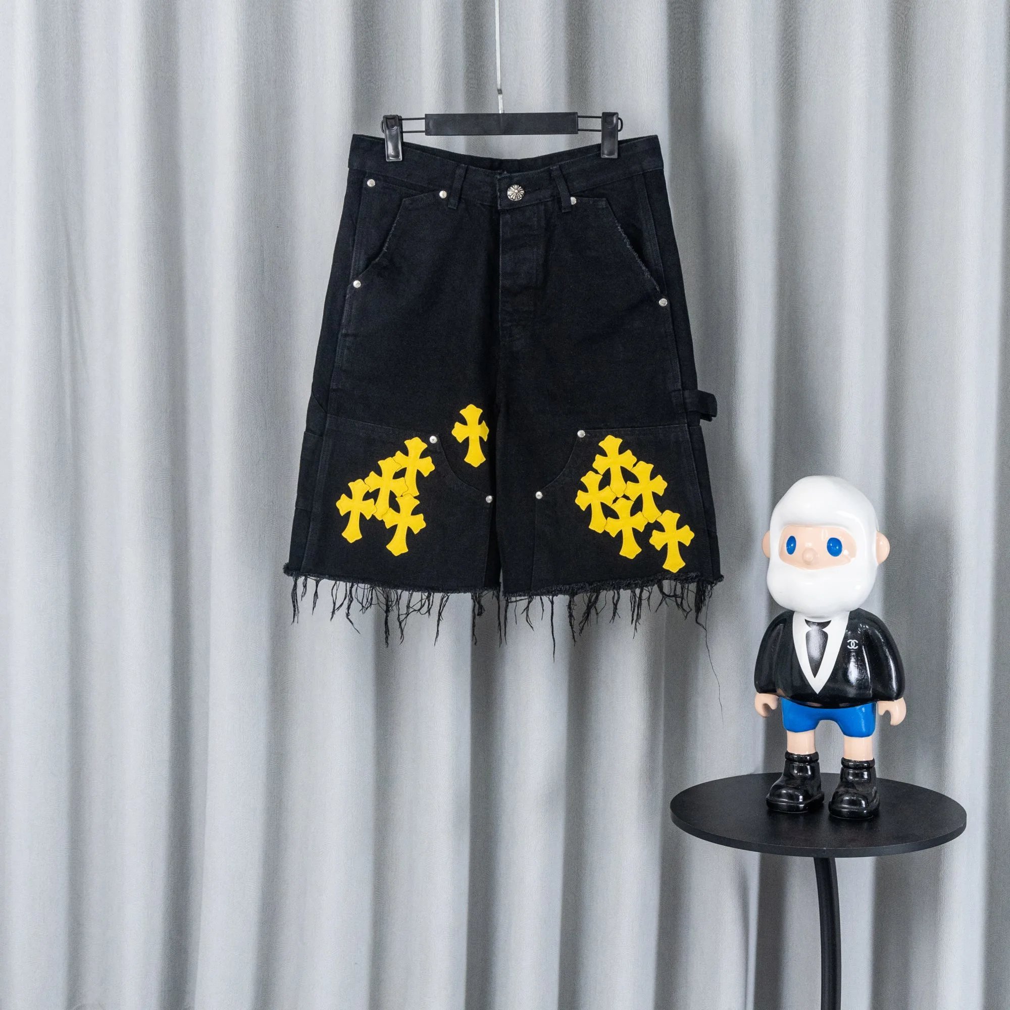 Unbranded Shorts Denim with cross patches — 10